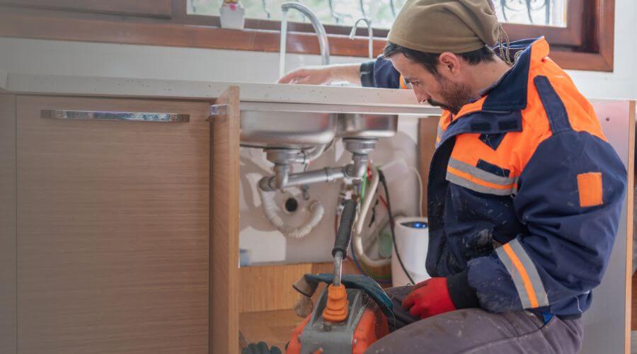 Professional expert plumbing services in Neapolis, OH